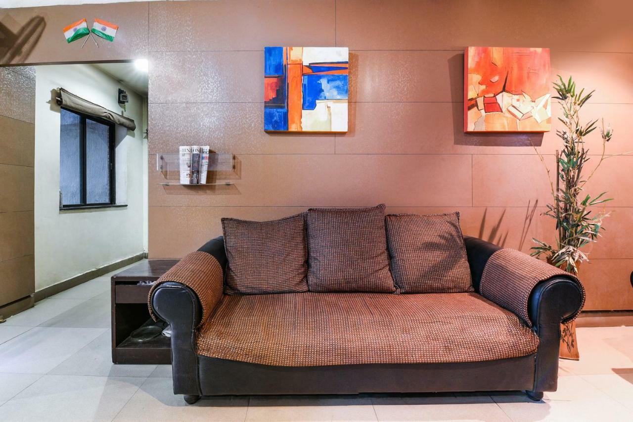 Oyo 28856 Manjeera Inn Visakhapatnam Extérieur photo